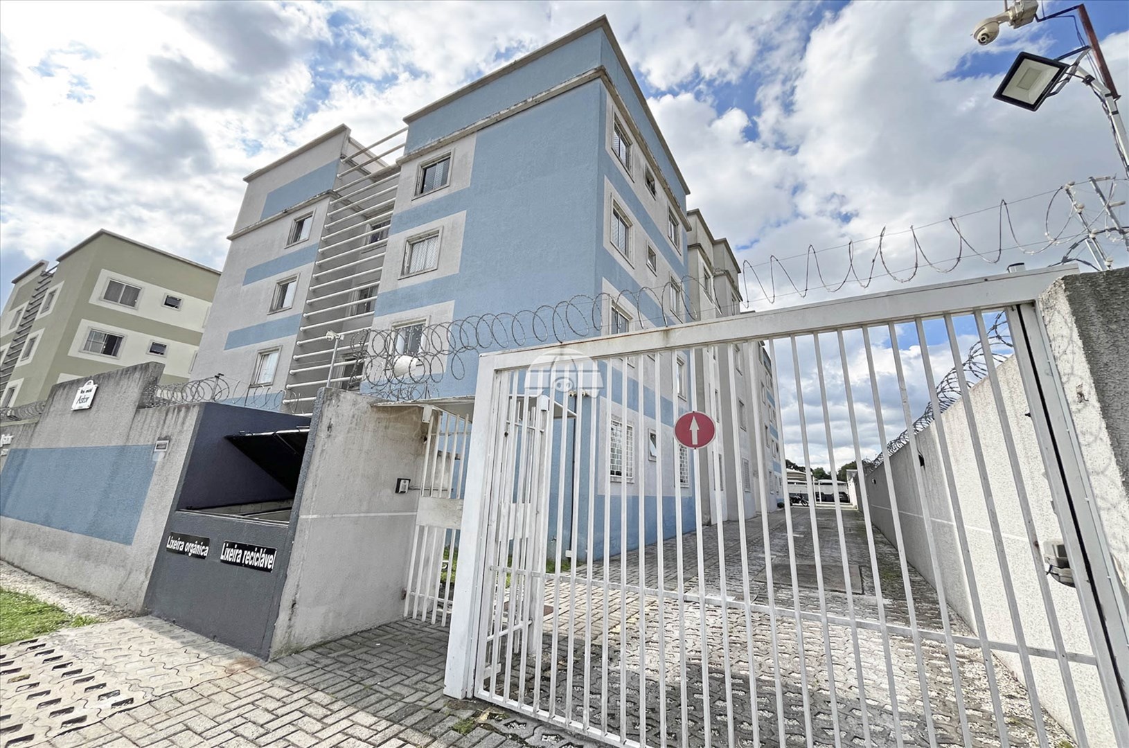 Apartamento à venda em Vargem Grande, Pinhais — Portal Chave Fácil