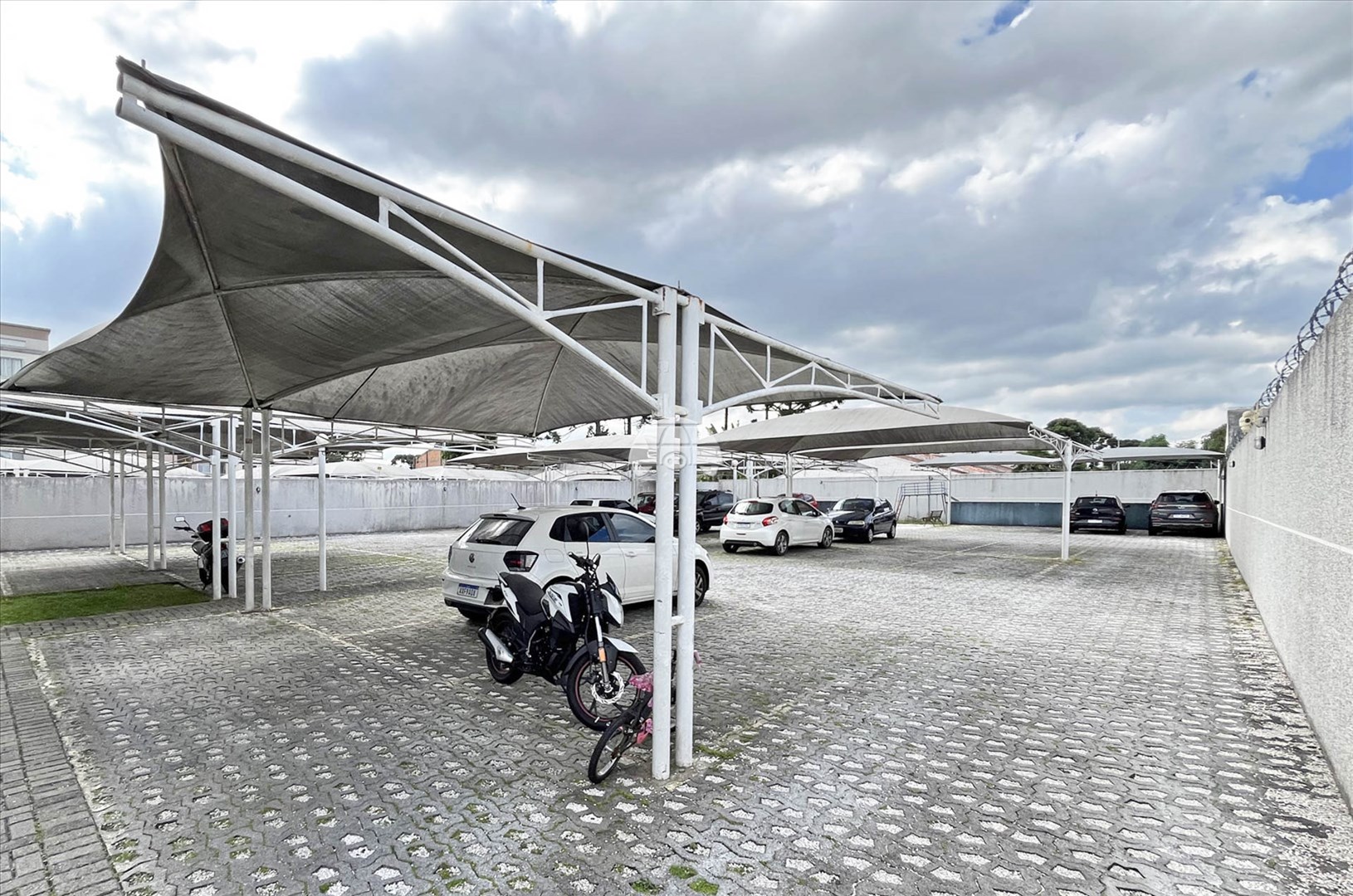 Apartamento à venda em Vargem Grande, Pinhais — Portal Chave Fácil