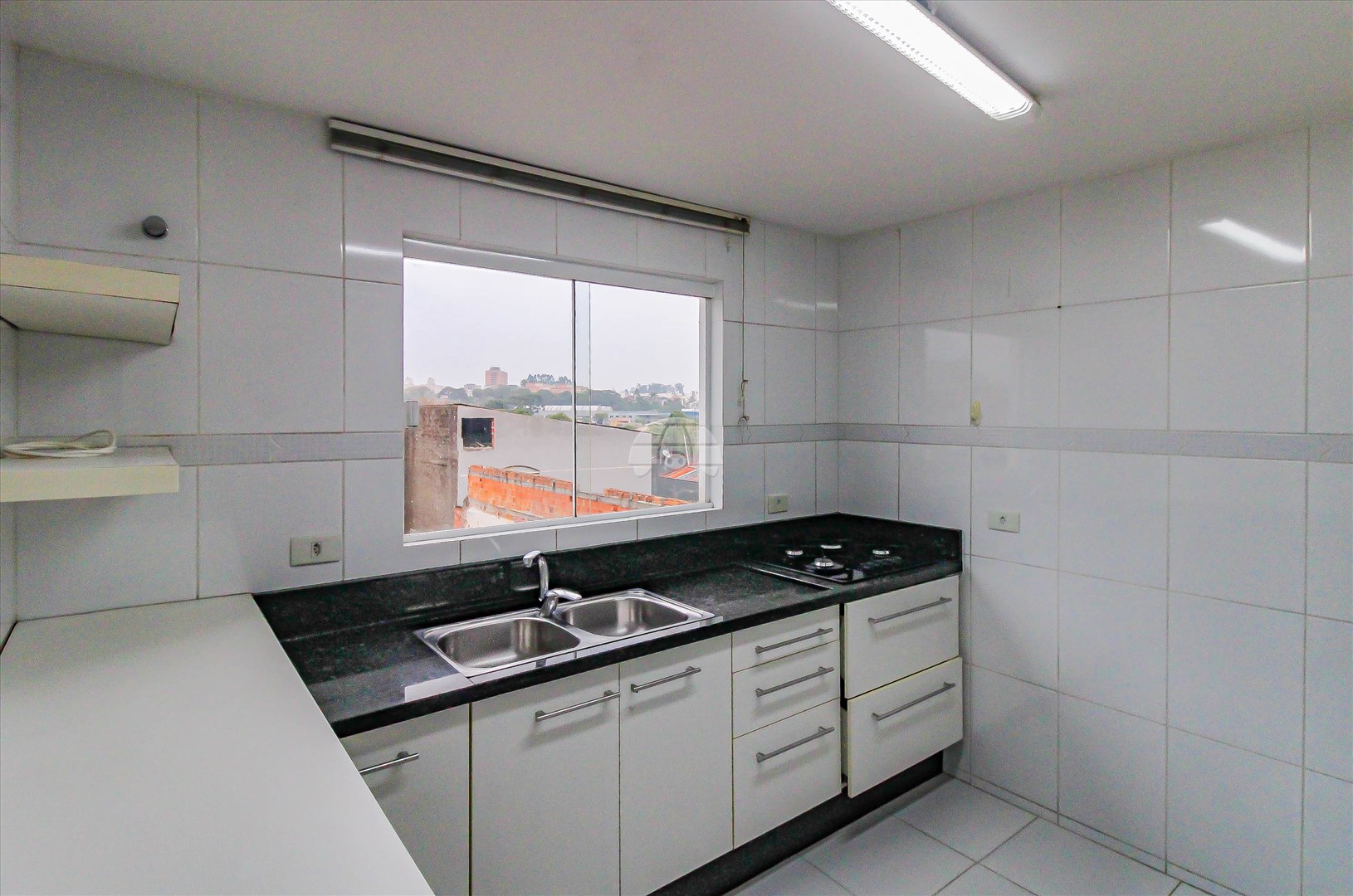 Sobrado Residencial para Venda no Bairro Capão Raso ref. 228334 (9 / 10)