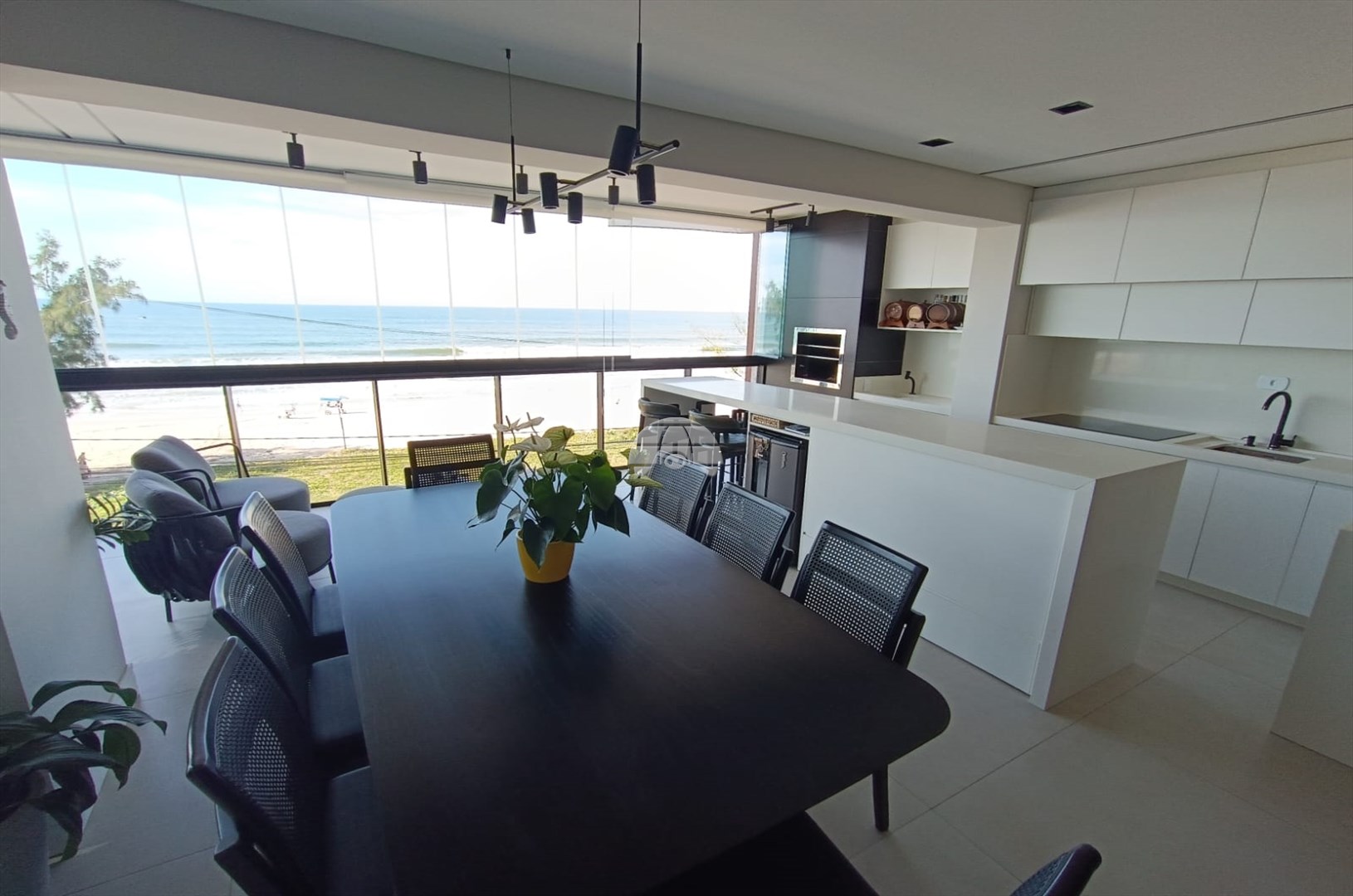Apartamento à venda em Balneário Marajó, Matinhos — Portal Chave Fácil