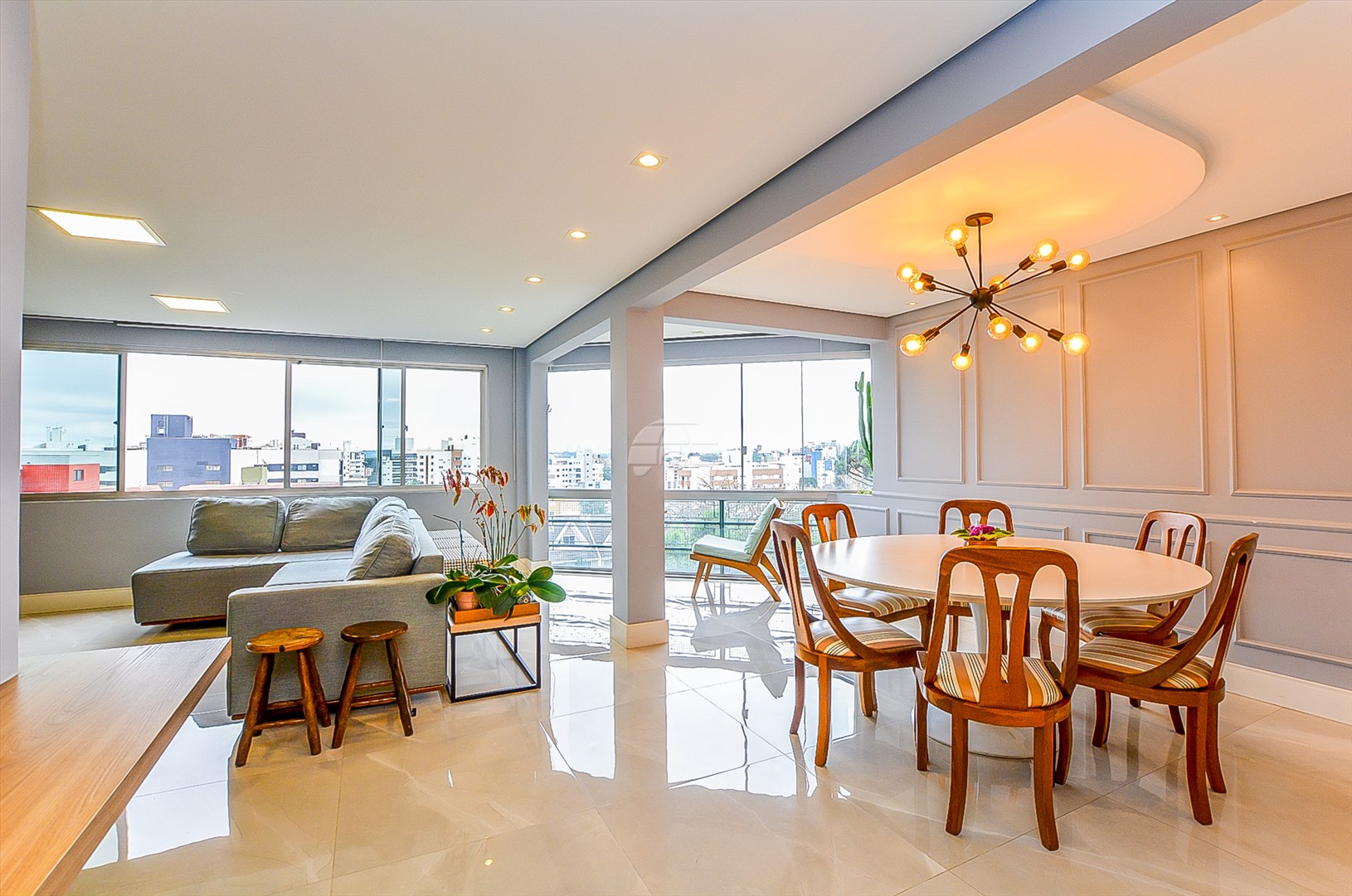 Apartamento à venda em Vila Izabel, Curitiba — Portal Chave Fácil