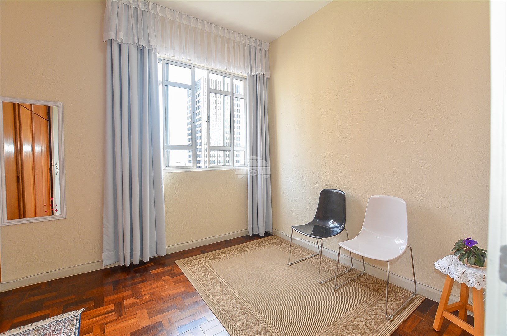Apartamento à venda em Centro, Curitiba — Portal Chave Fácil