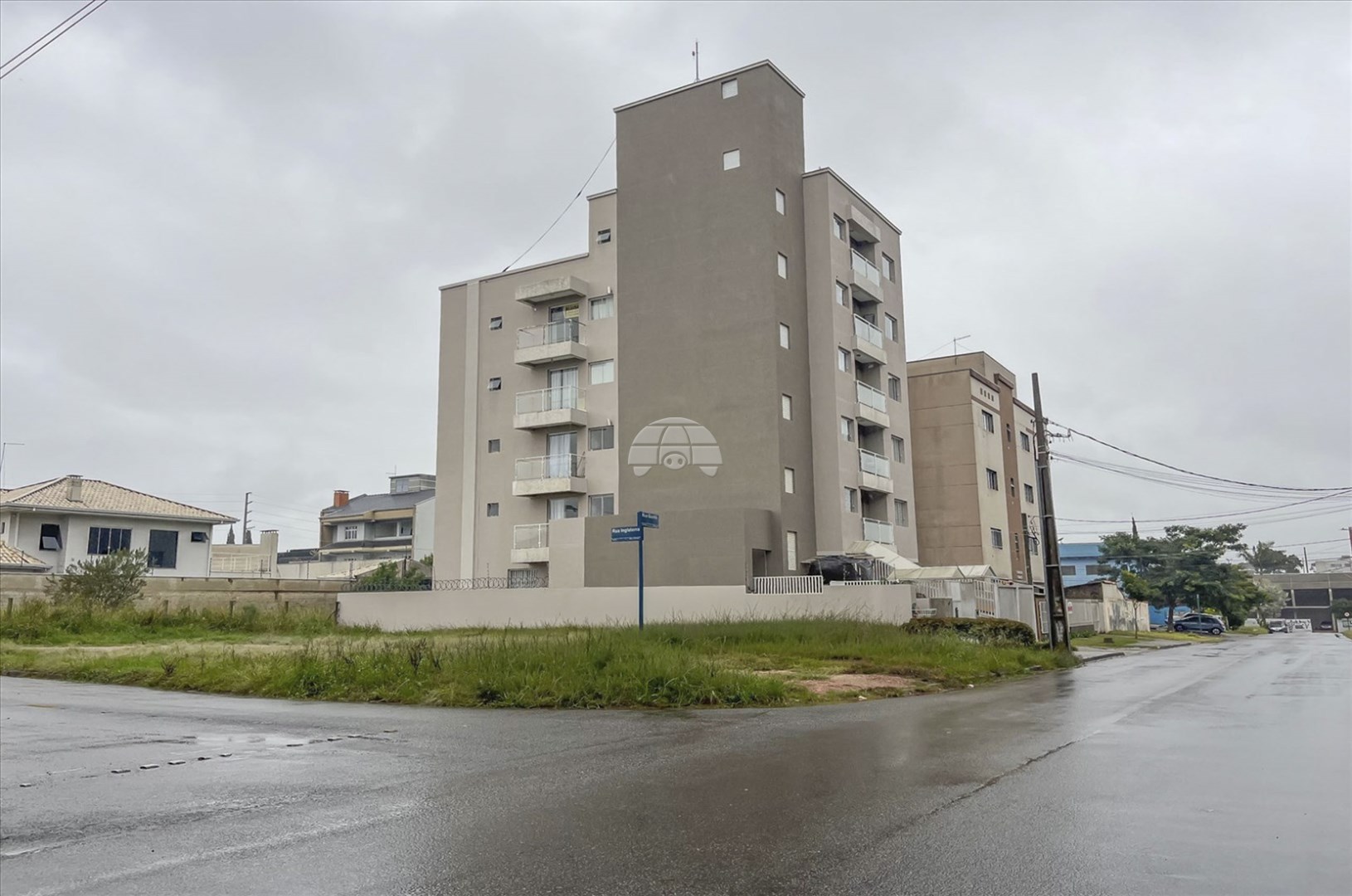 Apartamento à venda em Eucaliptos, Fazenda Rio Grande — Portal Chave Fácil