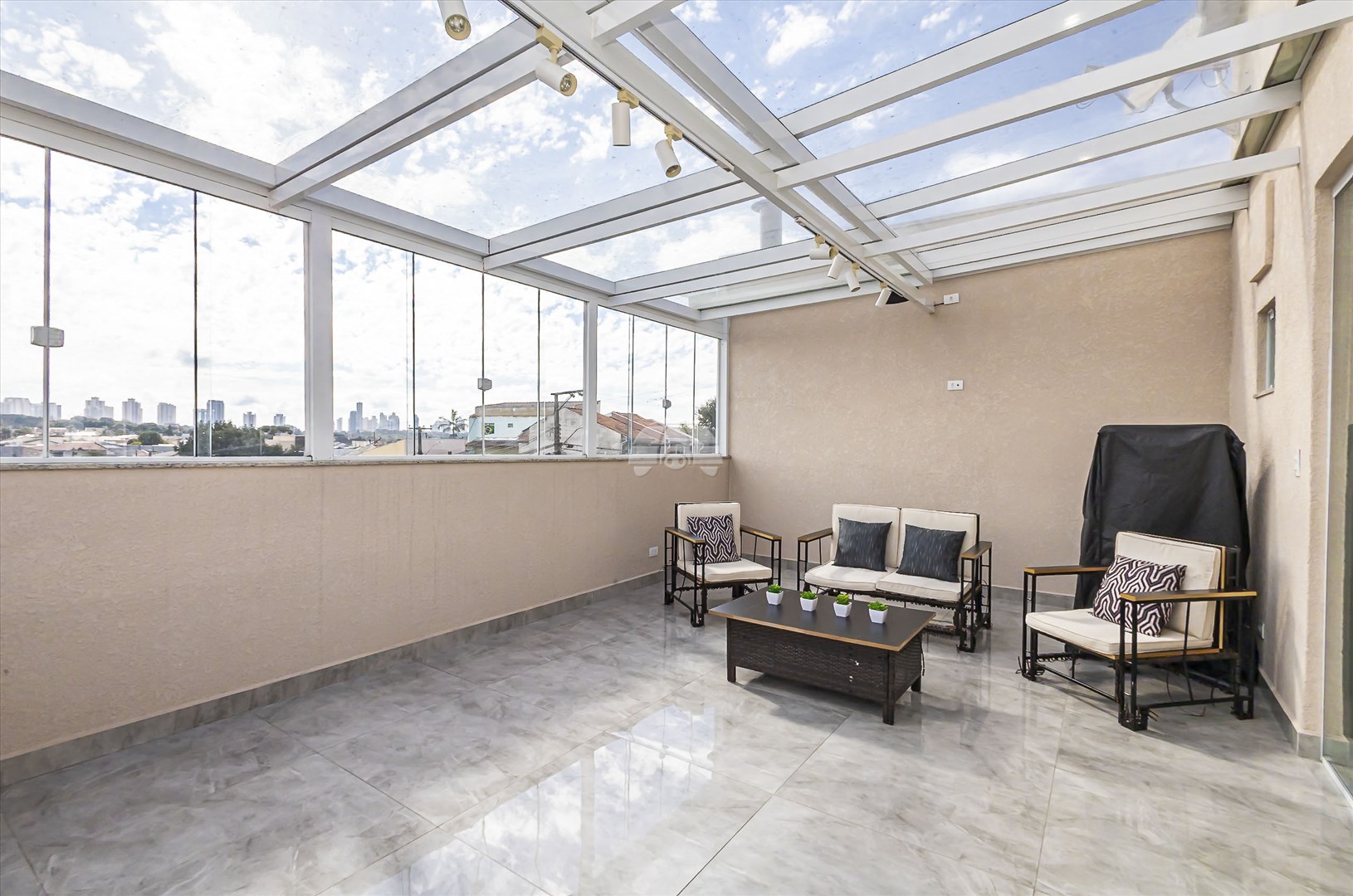 Casa à venda em Cidade Industrial, Curitiba — Portal Chave Fácil