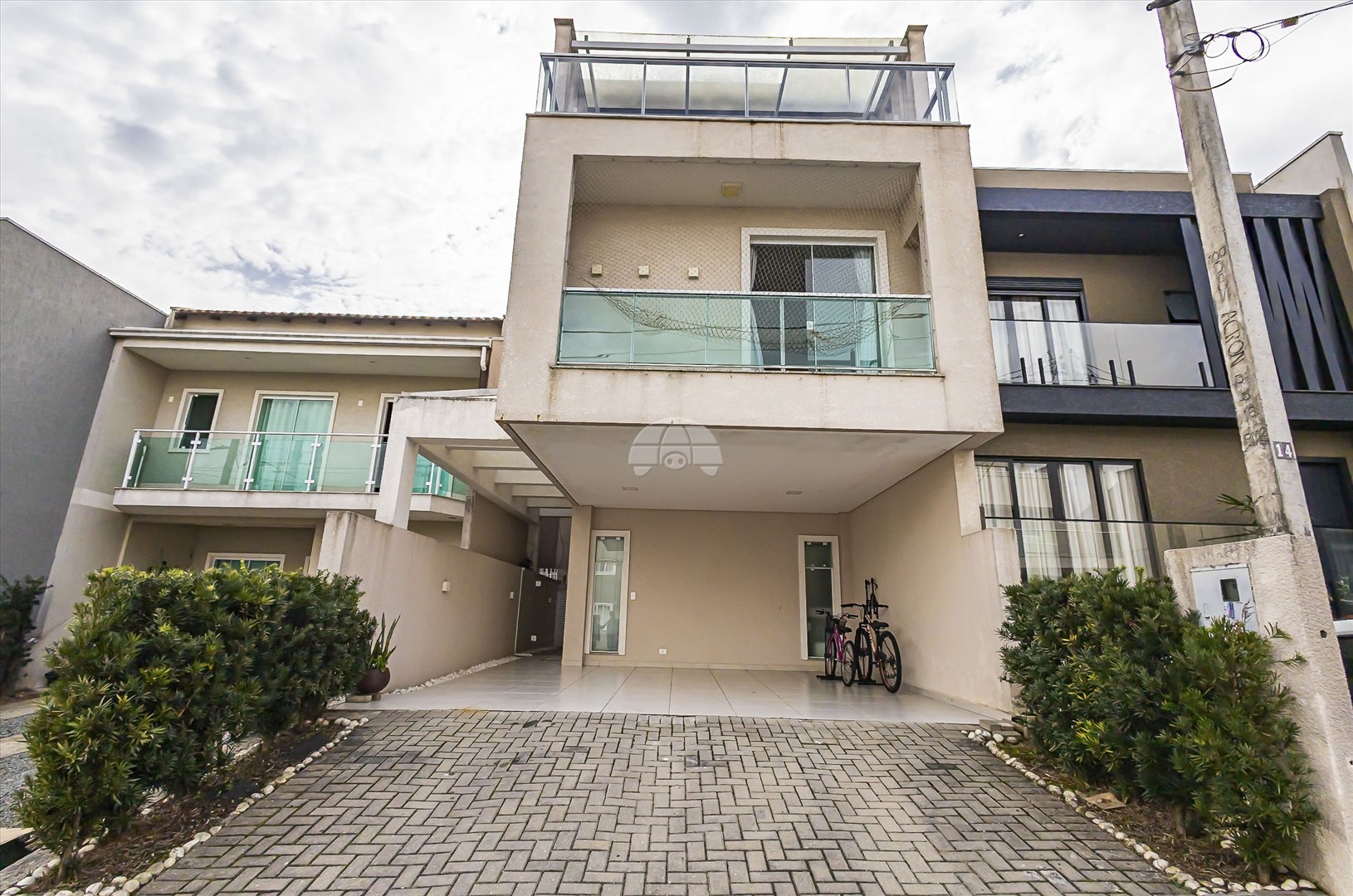 Casa Residencial para Venda no Bairro Cidade Industrial ref. 228350 (1 / 10)