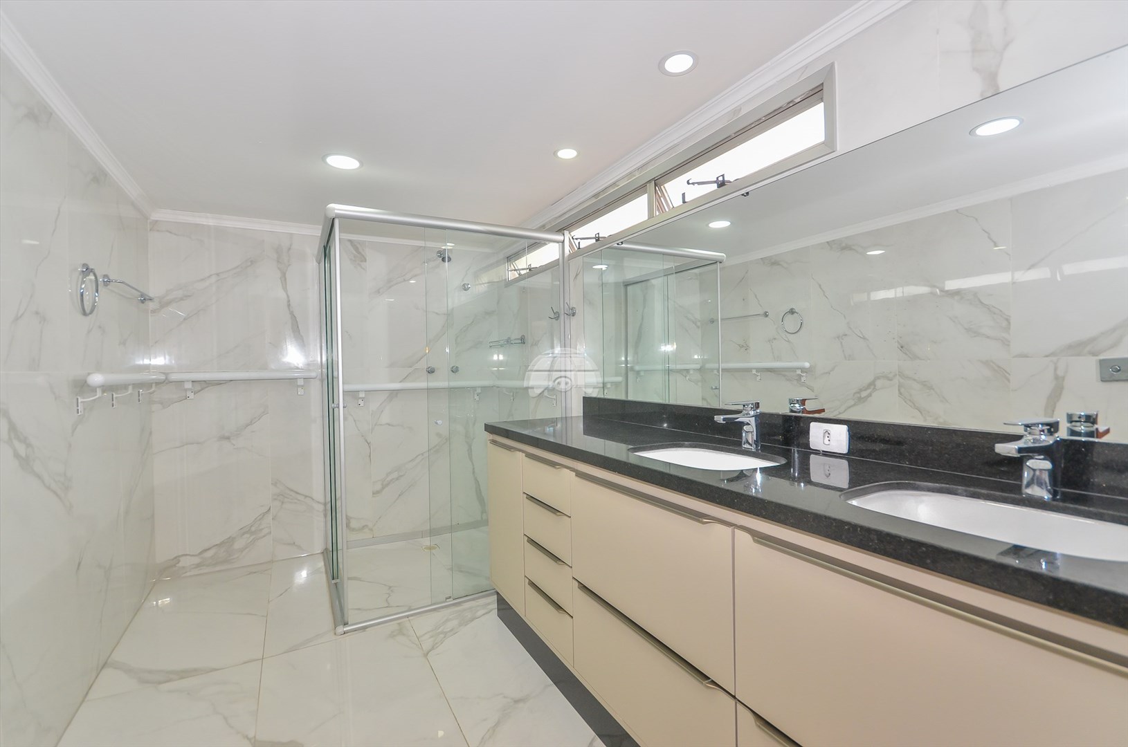 Apartamento à venda em Água Verde, Curitiba — Construa Assessoria Imobiliária