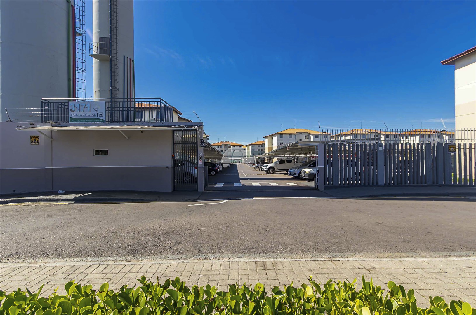 Apartamento à venda em Sítio Cercado, Curitiba — Portal Chave Fácil