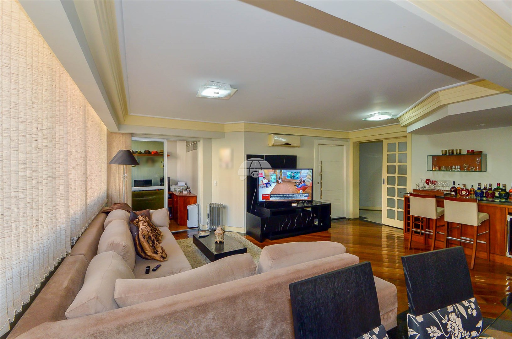 Apartamento à venda em Centro, Curitiba — Portal Chave Fácil