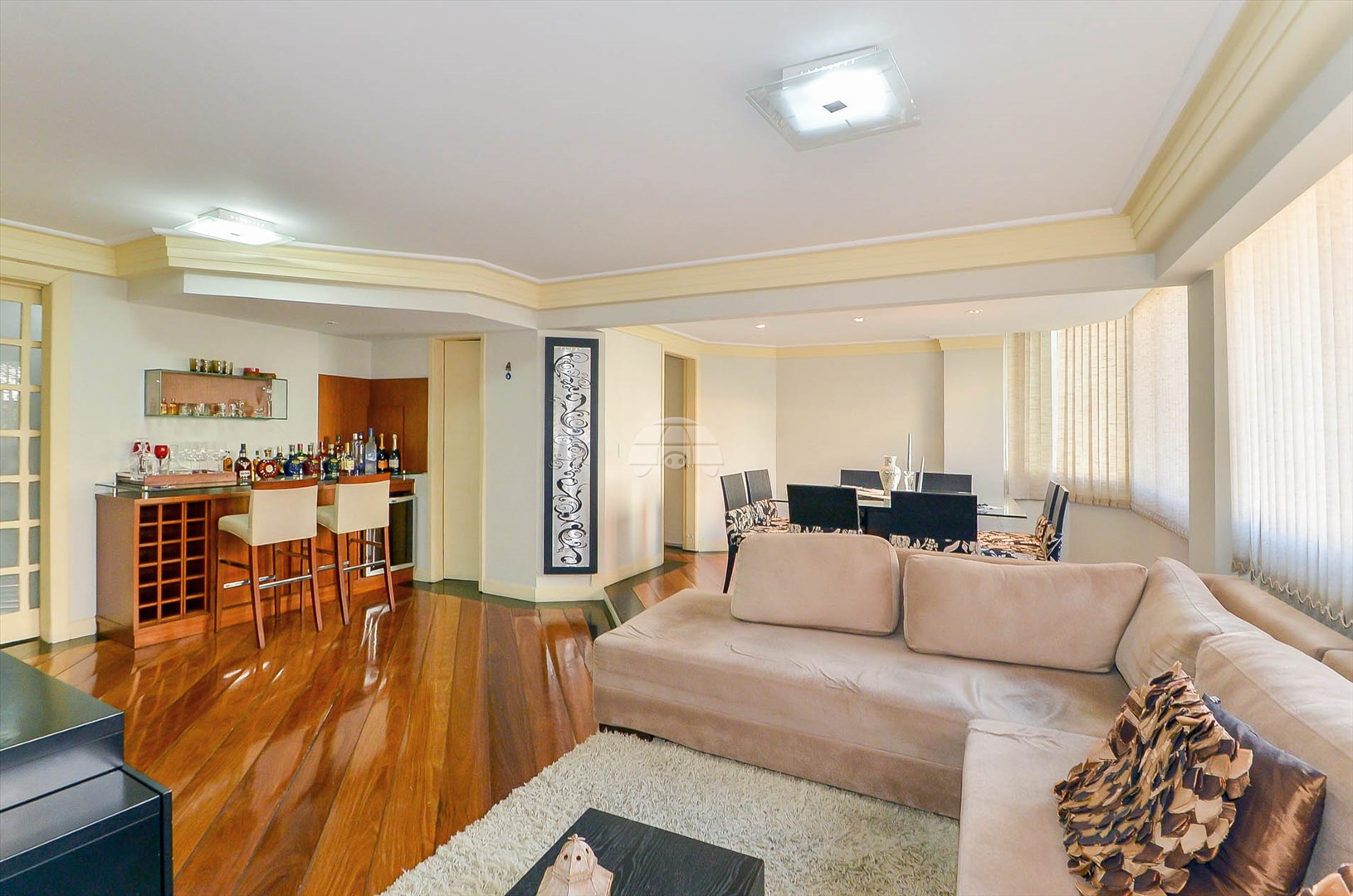 Apartamento à venda em Centro, Curitiba — Portal Chave Fácil