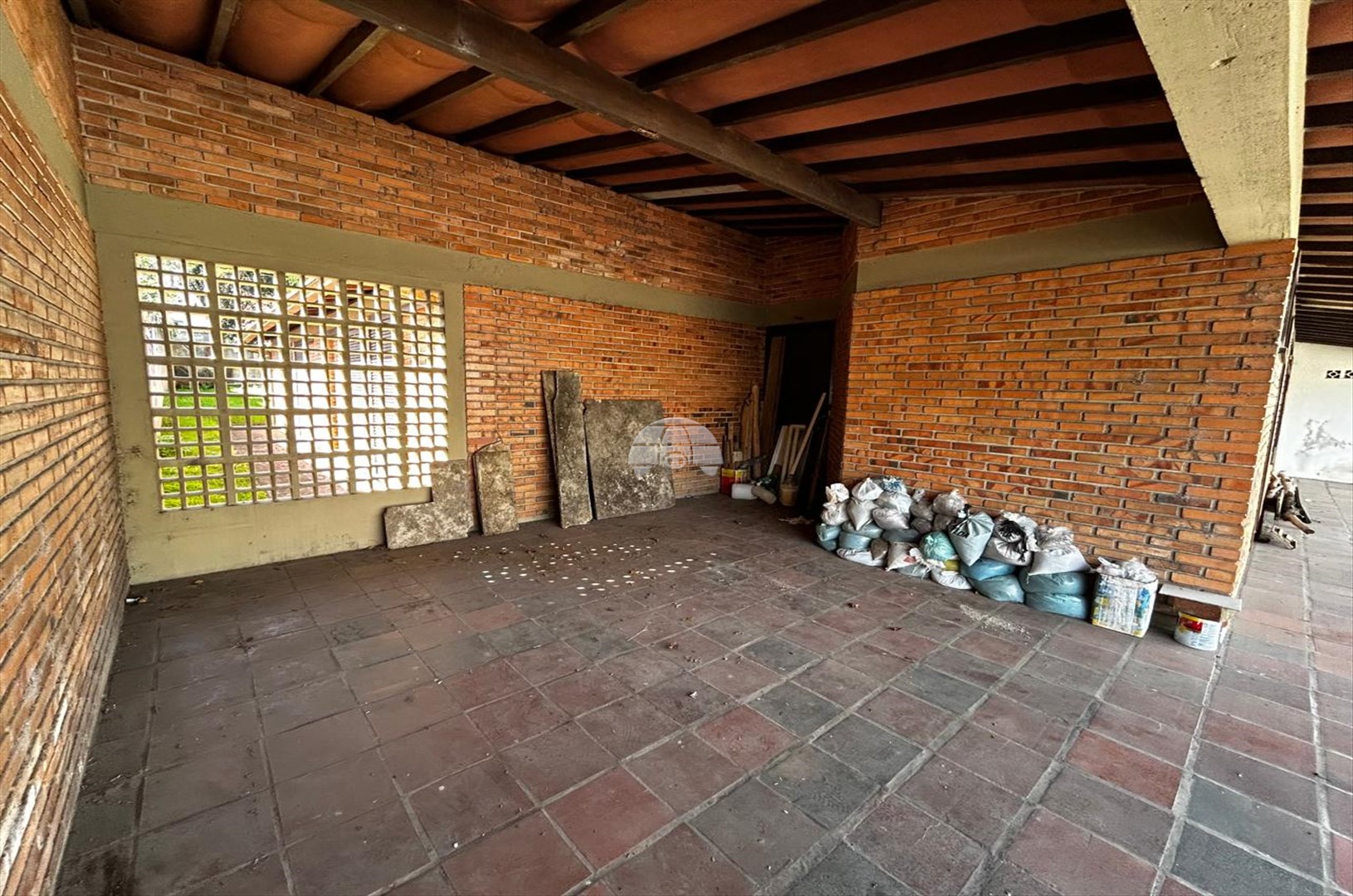 Casa à venda em Bacacheri, Curitiba — Portal Chave Fácil