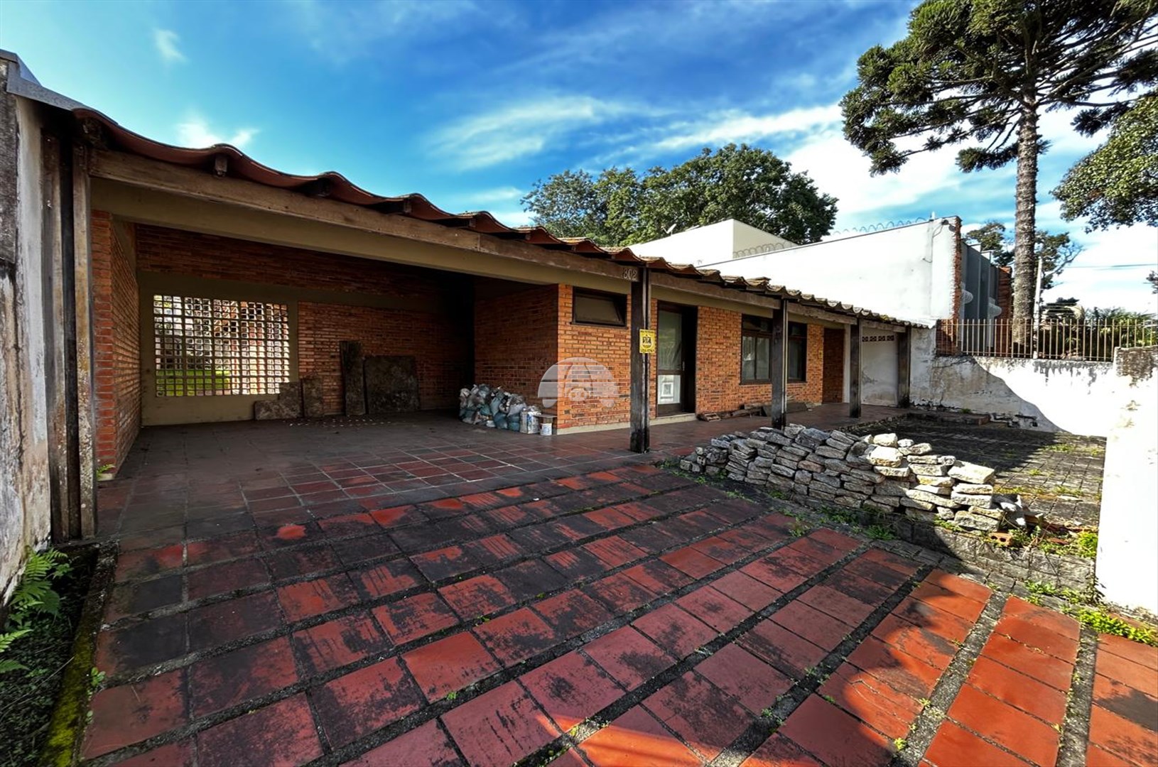 Casa à venda em Bacacheri, Curitiba — Portal Chave Fácil