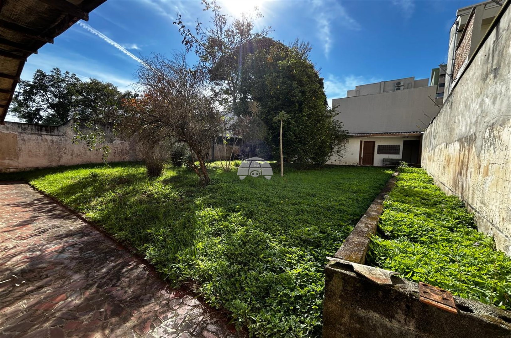 Casa Comercial/Residencial para Venda no Bairro Bacacheri ref. 228386 (8 / 10)