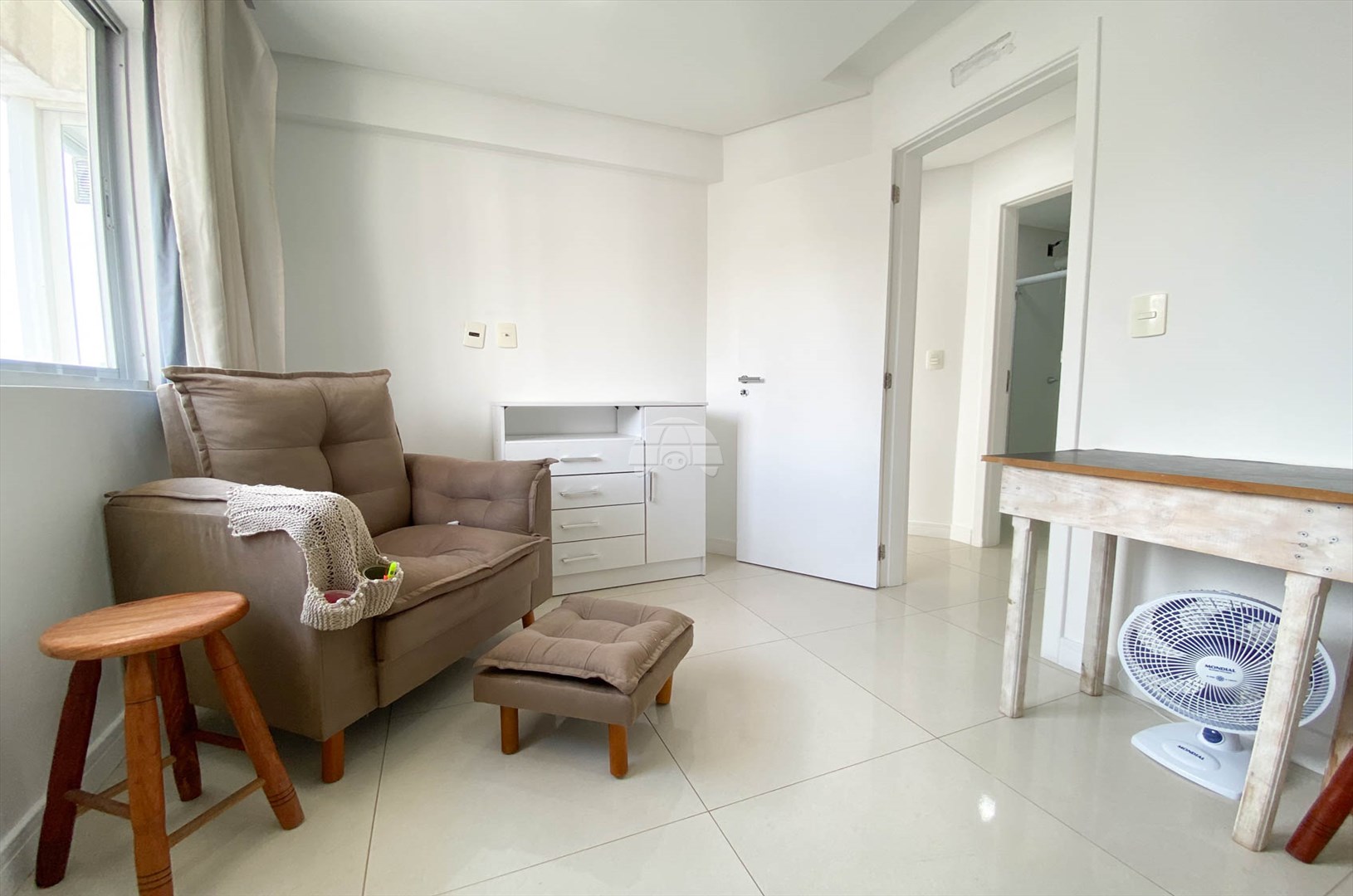 Apartamento para alugar em Tabuleiro, Camboriú — Portal Chave Fácil