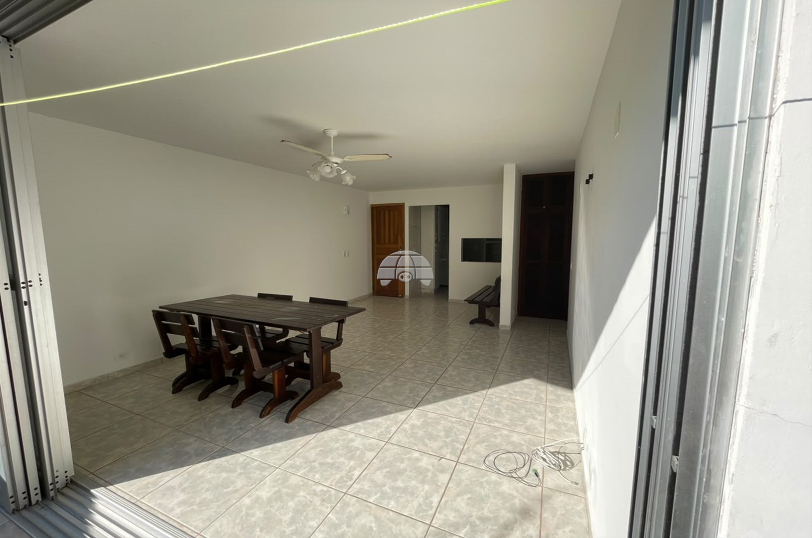 Apartamento para alugar em Caioba, Matinhos — Portal Chave Fácil