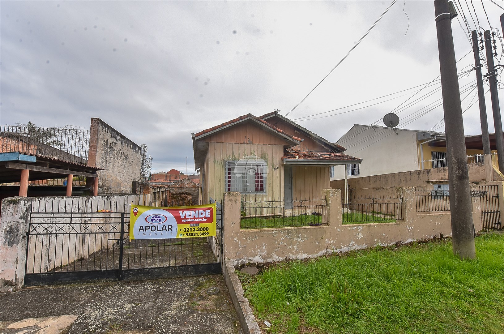 Terreno/Área à venda em Capão Raso, Curitiba — Portal Chave Fácil