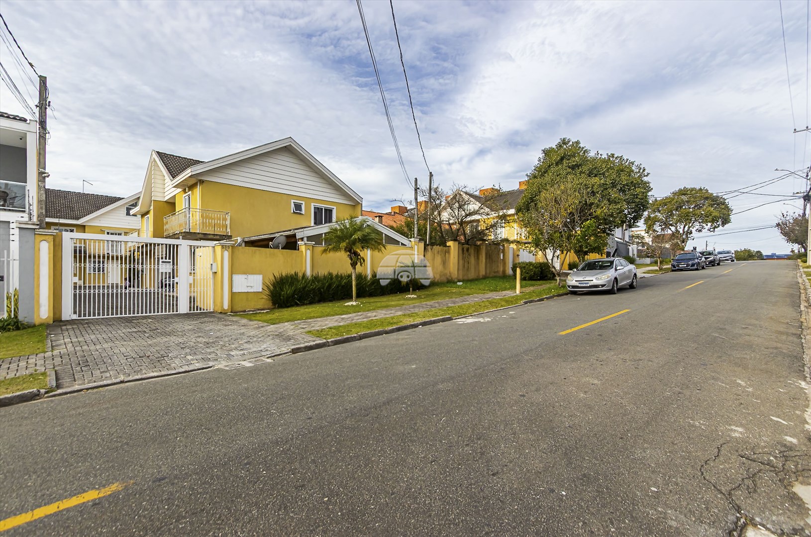 Sobrado à venda em Atuba, Curitiba — Portal Chave Fácil