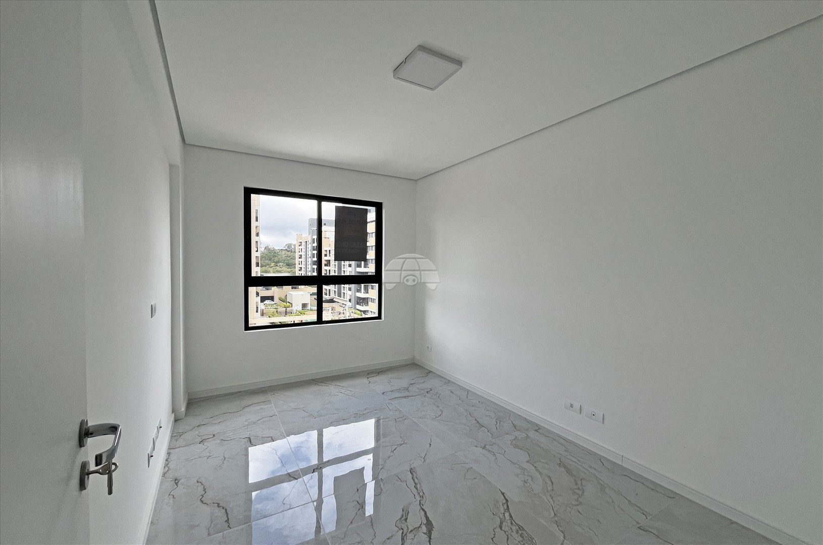 Apartamento para alugar em Tingui, Curitiba — Portal Chave Fácil