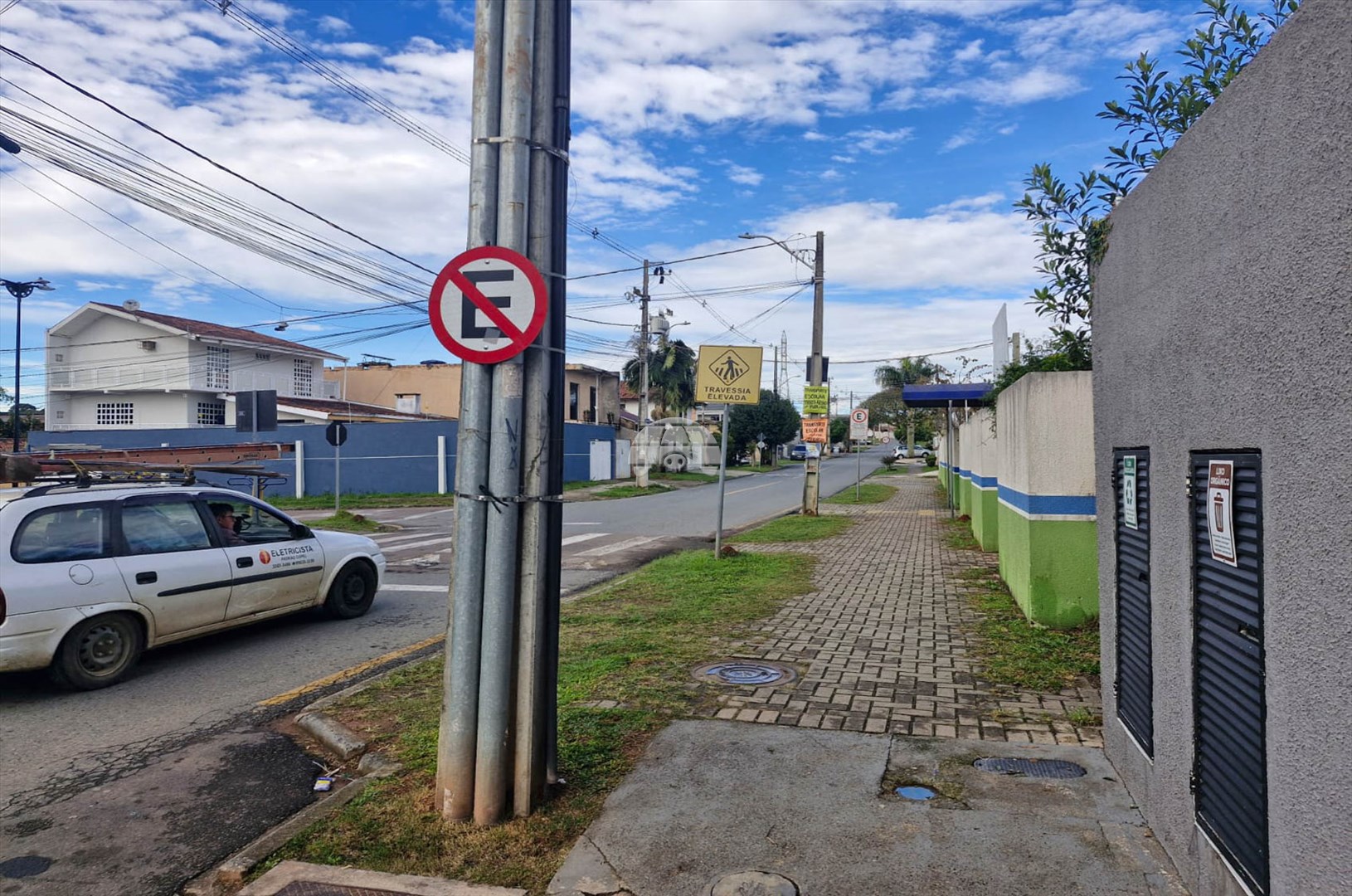 Apartamento à venda em Colônia Rio Grande, São José dos Pinhais — MAFI ADMINISTRADORA DE IMOVEIS LTDA