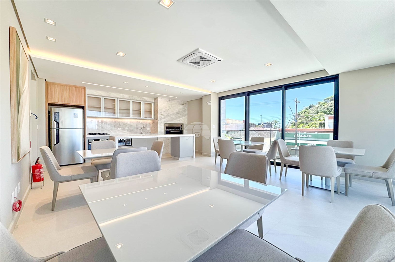 Apartamento à venda em Caioba, Matinhos — Portal Chave Fácil