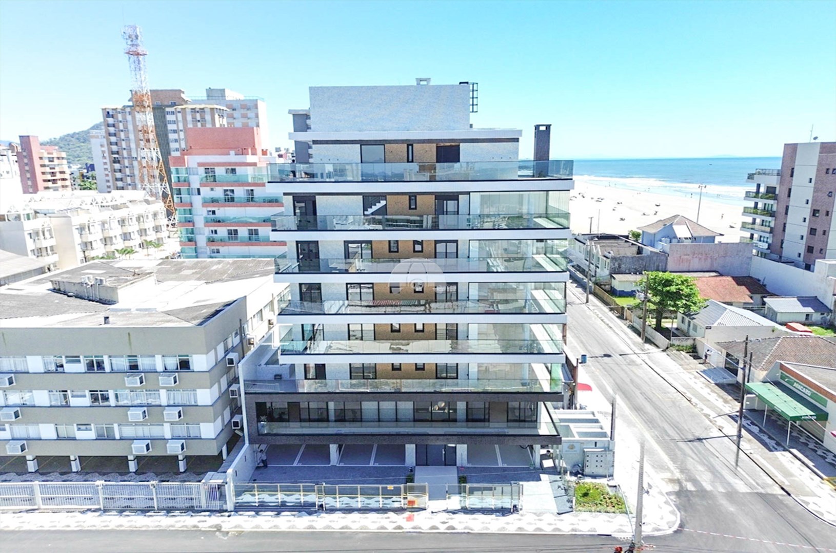 Apartamento à venda em Caioba, Matinhos — Portal Chave Fácil