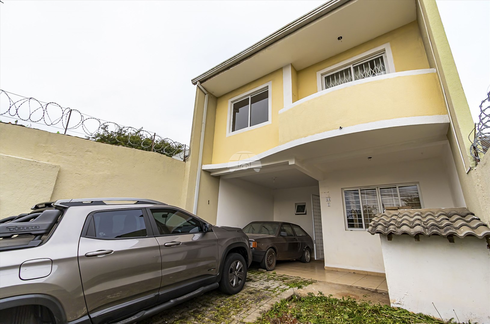 Casa à venda em Cajuru, Curitiba — Portal Chave Fácil