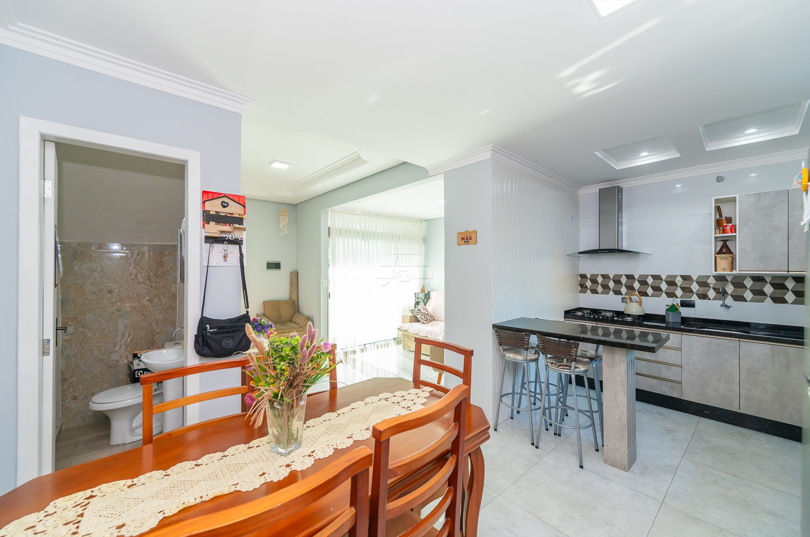 Casa à venda em Sítio Cercado, Curitiba — Portal Chave Fácil