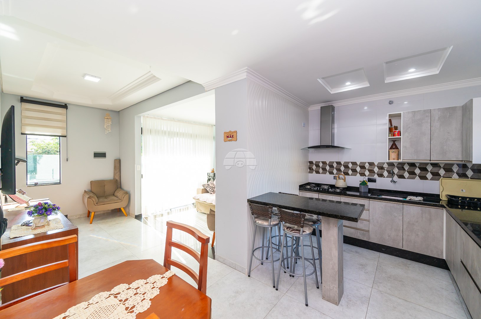 Casa à venda em Sítio Cercado, Curitiba — MAFI ADMINISTRADORA DE IMOVEIS LTDA