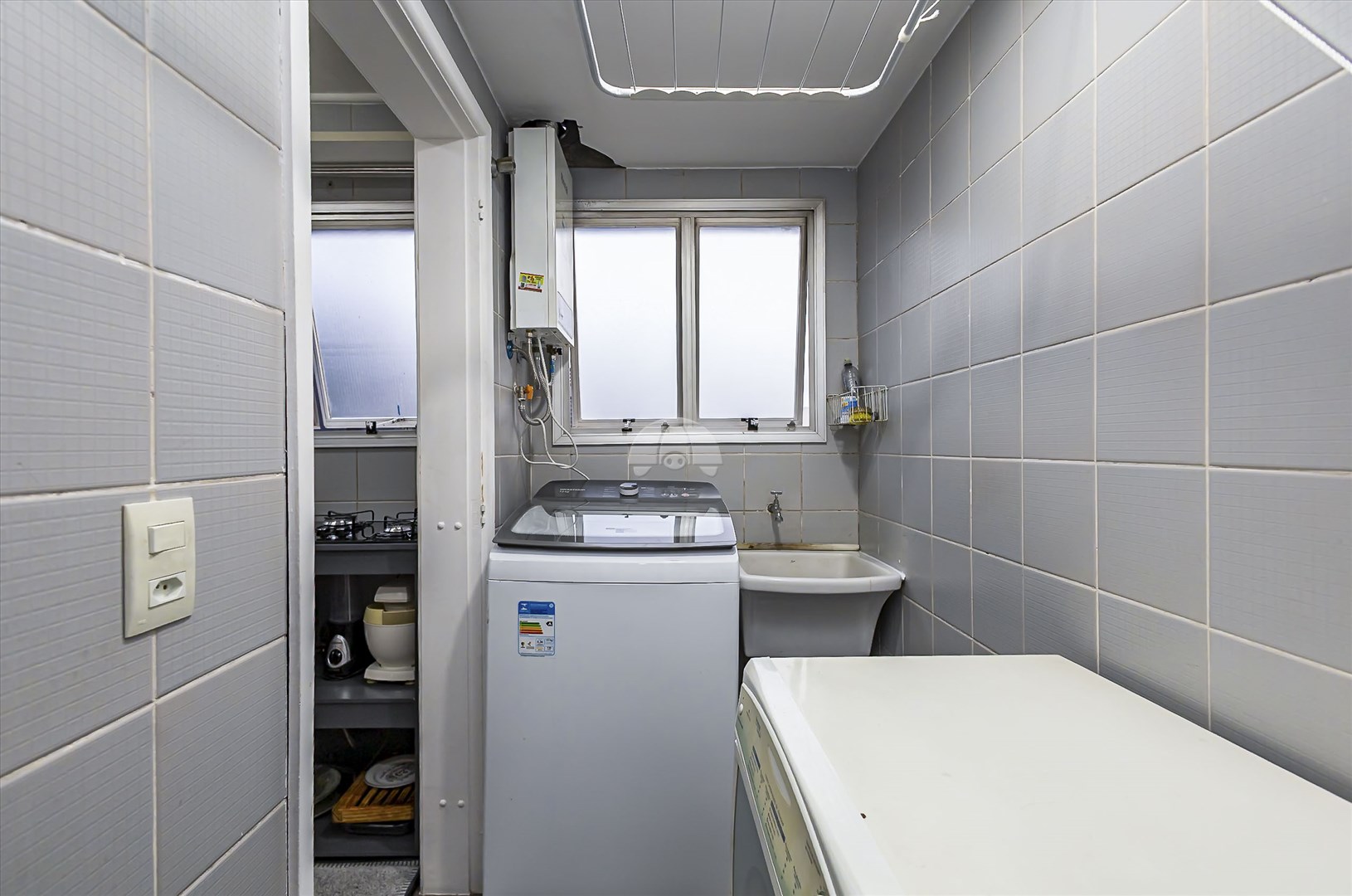 Apartamento Residencial para Venda no Bairro Portão ref. 228438 (8 / 10)