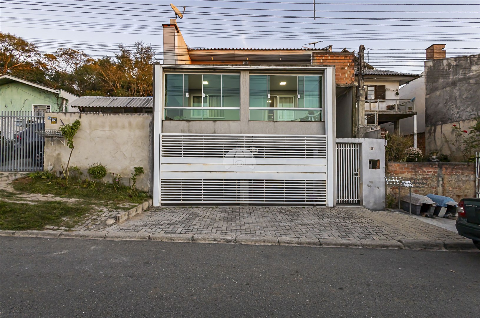 Casa à venda em Tatuquara, Curitiba — Portal Chave Fácil