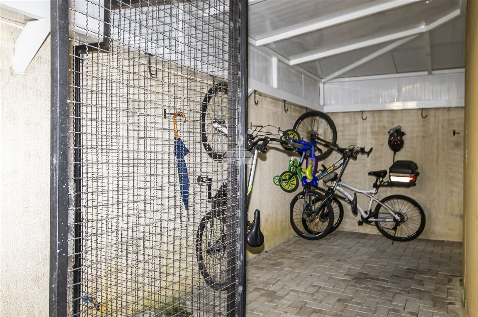 Apartamento à venda em Iná, São José dos Pinhais — MAFI ADMINISTRADORA DE IMOVEIS LTDA