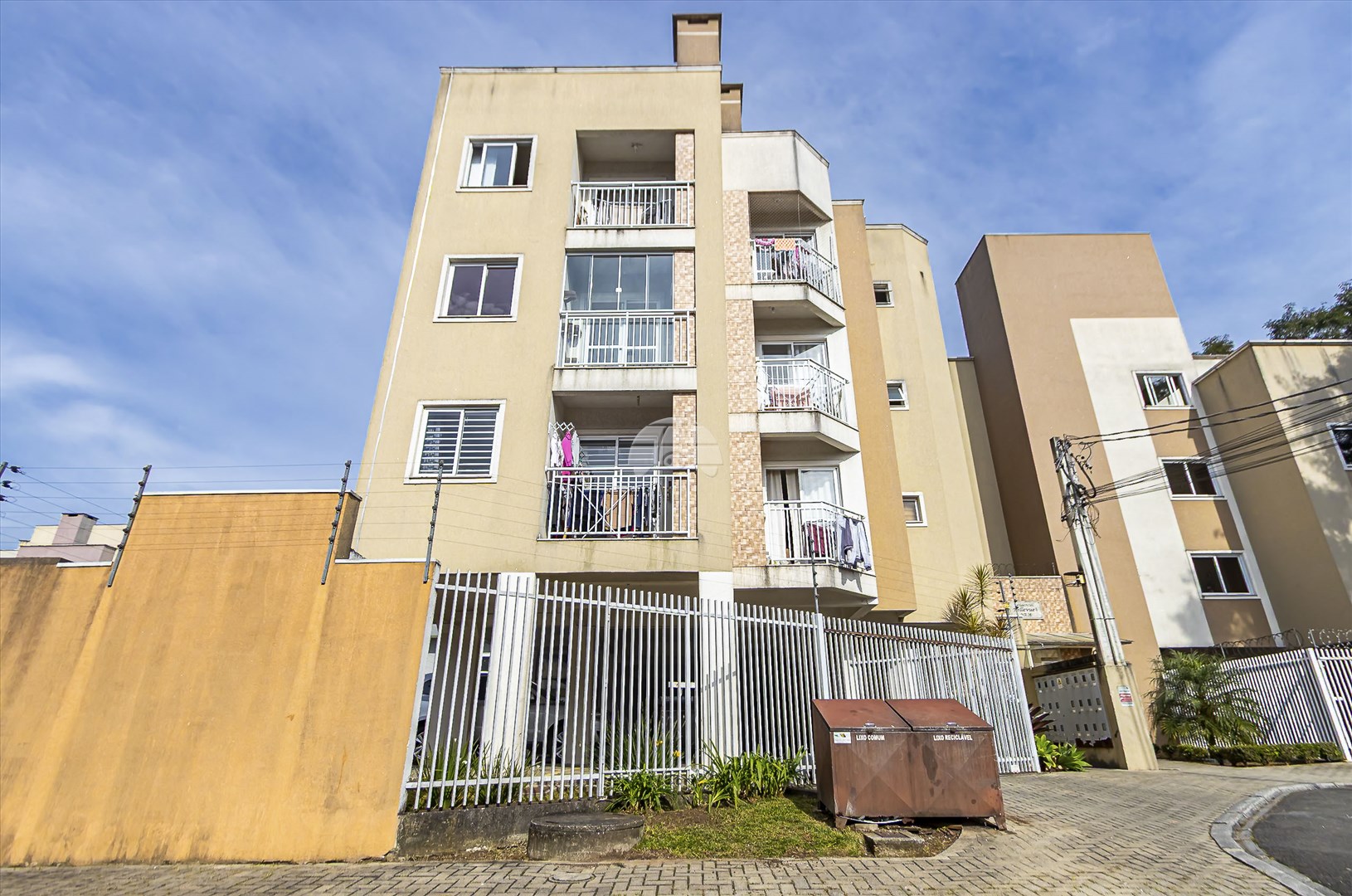 Apartamento à venda em Iná, São José dos Pinhais — Portal Chave Fácil