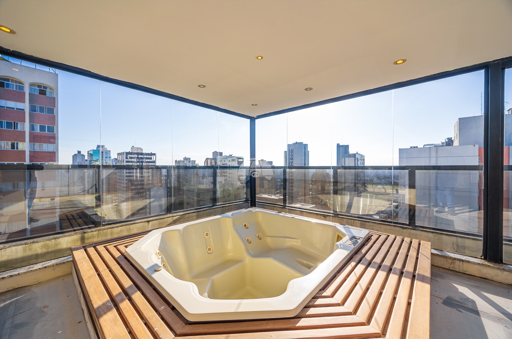 Apartamento à venda em Bigorrilho, Curitiba — Kondor Imóveis: Imobiliária em Curitiba | Uma imobiliária pra você