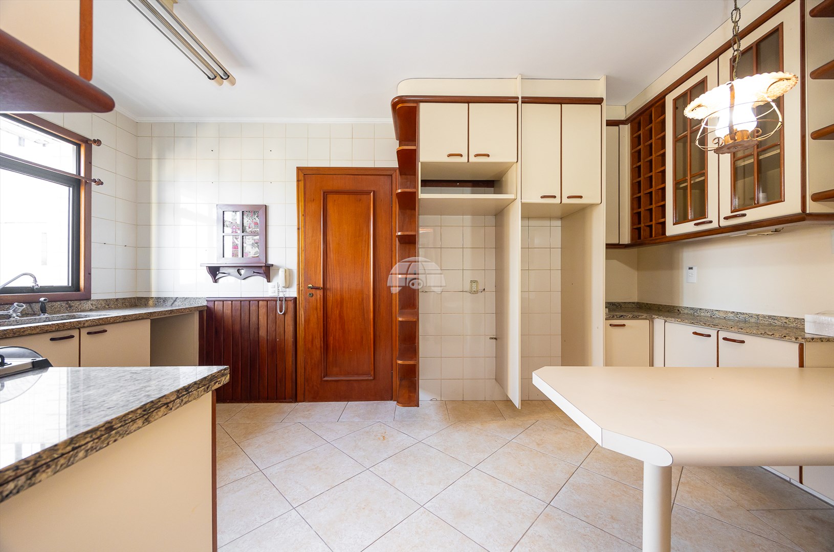 Apartamento à venda em Bigorrilho, Curitiba — Kondor Imóveis: Imobiliária em Curitiba | Uma imobiliária pra você