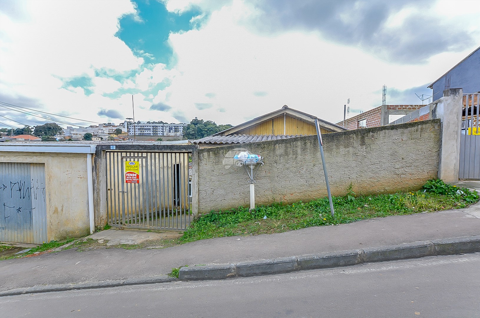 Terreno/Área à venda em Vila Tanguá, Almirante Tamandaré — Portal Chave Fácil
