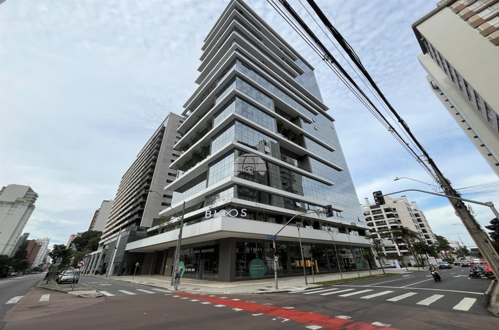 Comercial para alugar em Alto Da Glória, Curitiba — Imobiliária Razão