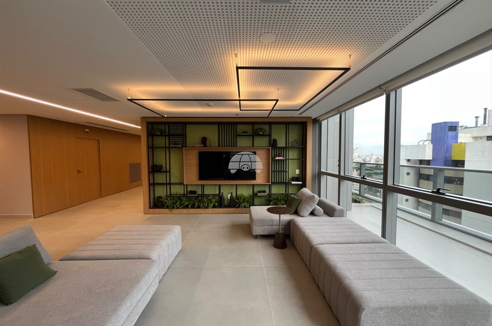 Comercial para alugar em Alto Da Glória, Curitiba — Imobiliária Razão