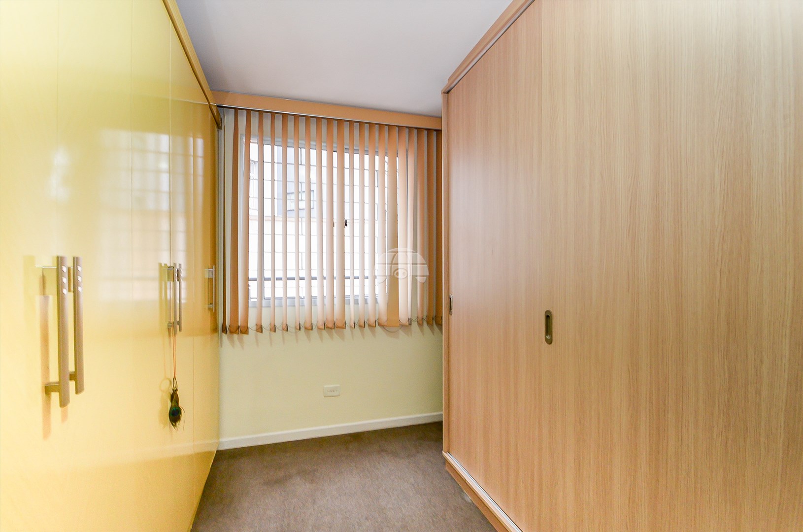 Apartamento à venda em Cabral, Curitiba — Imobiliária Razão