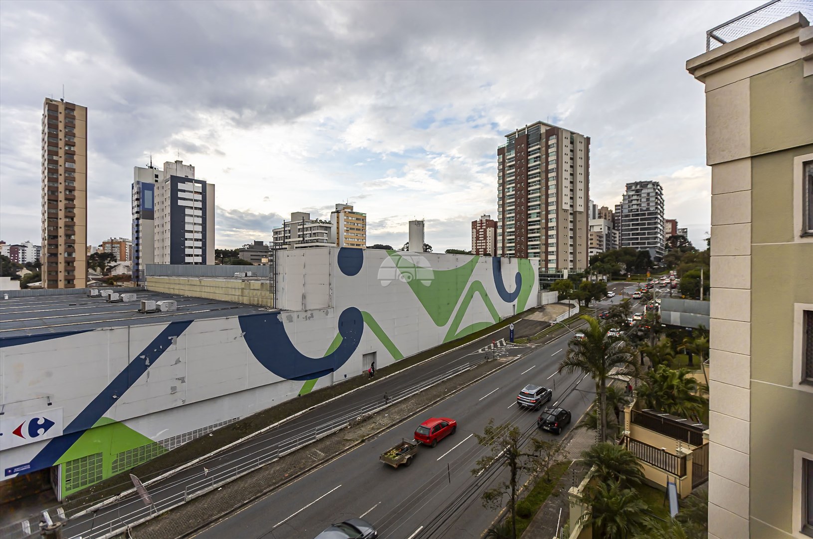 Apartamento à venda em Cabral, Curitiba — Imobiliária Razão