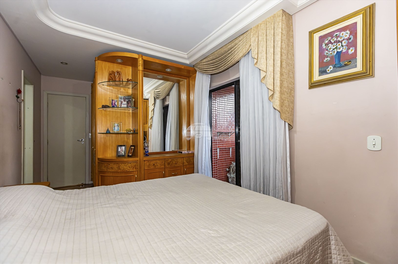 Apartamento à venda em Cabral, Curitiba — Imobiliária Razão