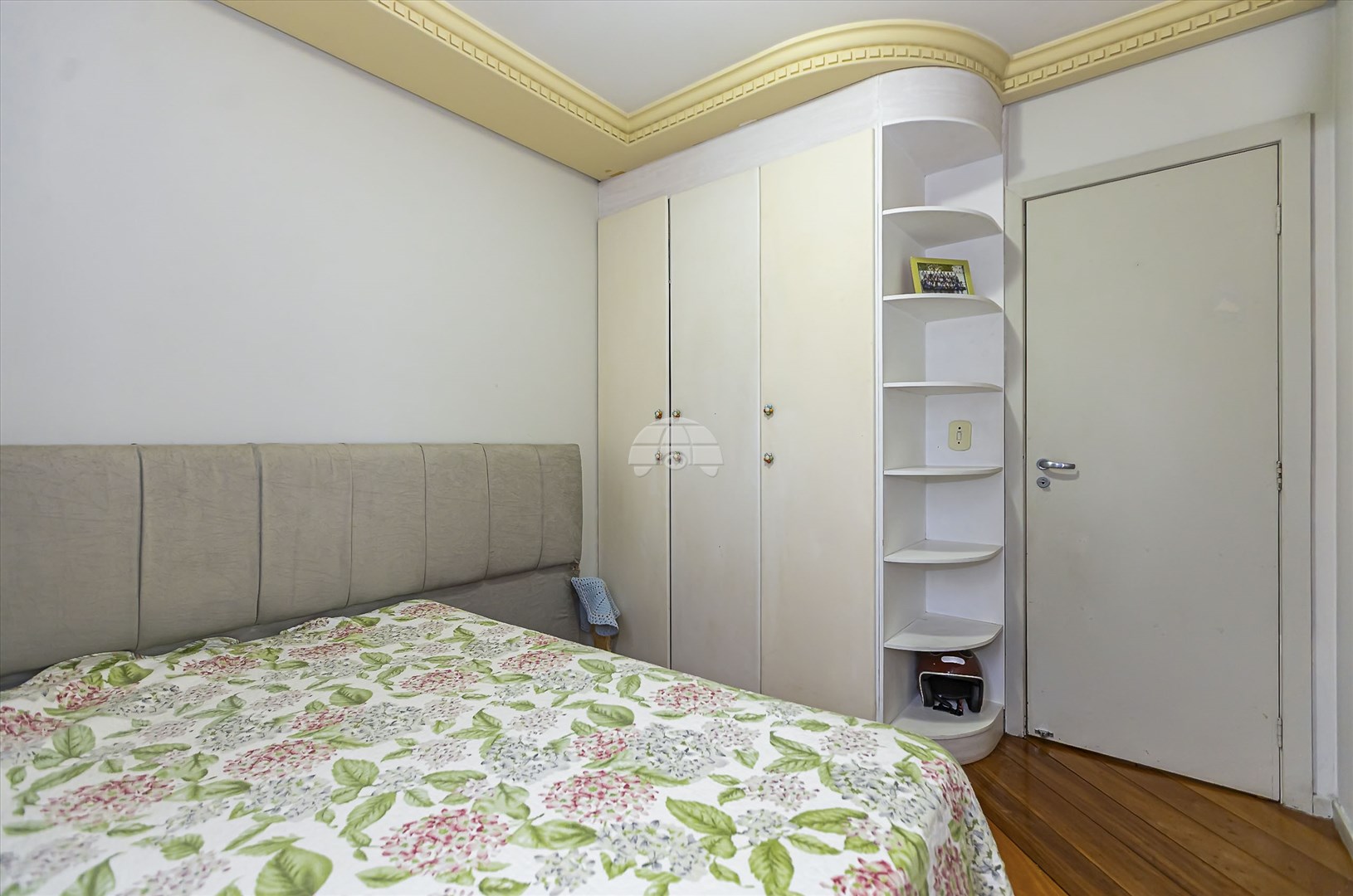 Apartamento à venda em Cabral, Curitiba — Imobiliária Razão