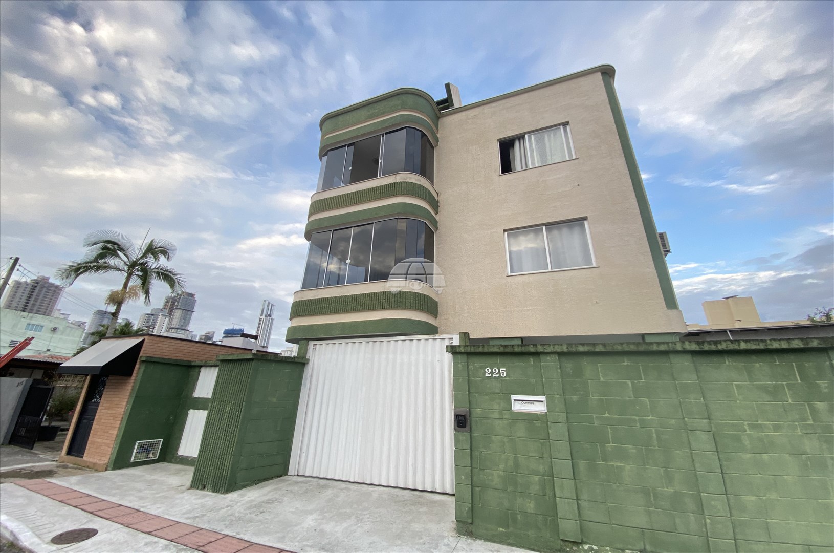 Apartamento à venda em Vila Real, Balneário Camboriú — Portal Chave Fácil