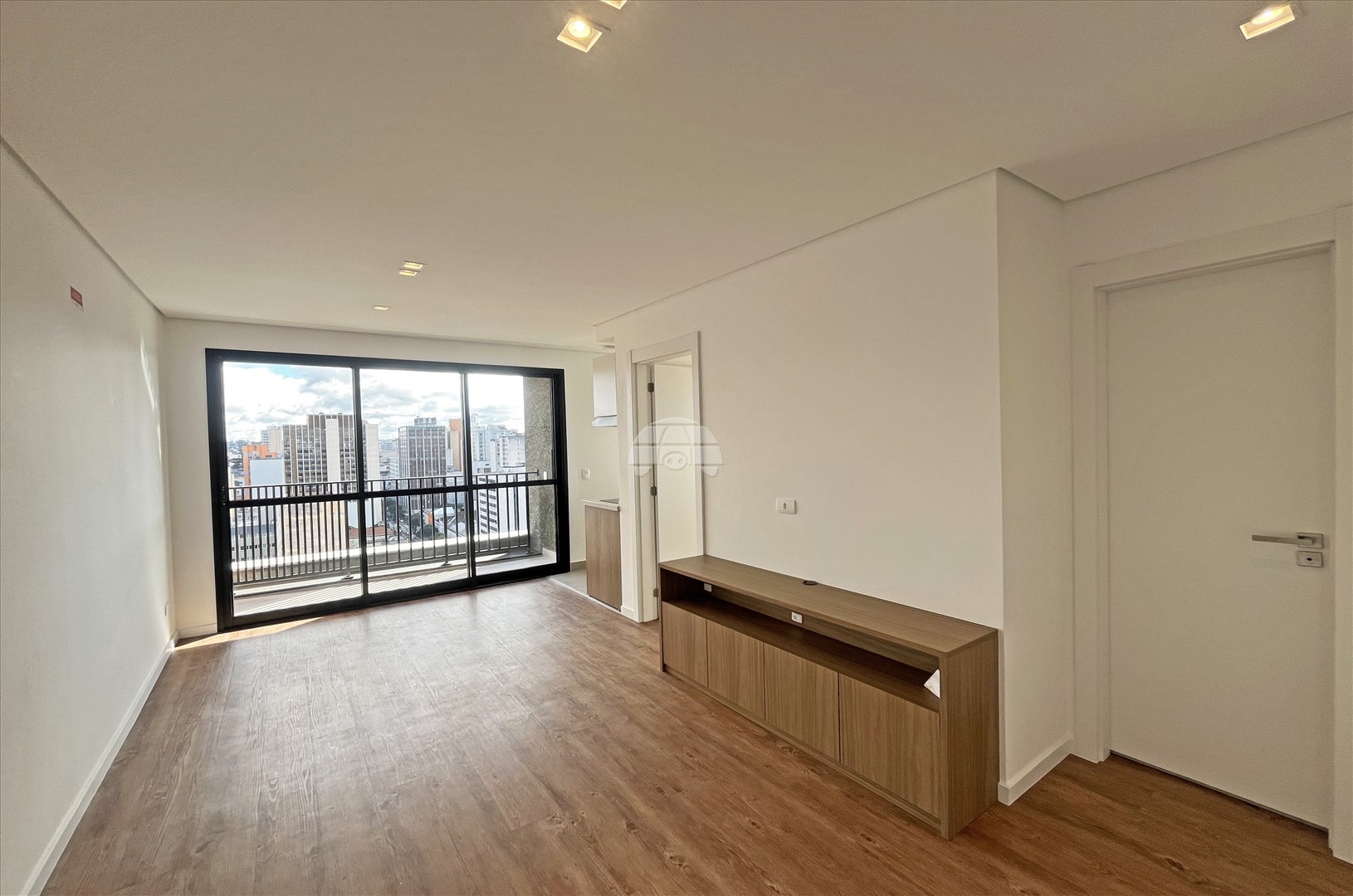 Apartamento para alugar em Centro, Curitiba — Portal Chave Fácil