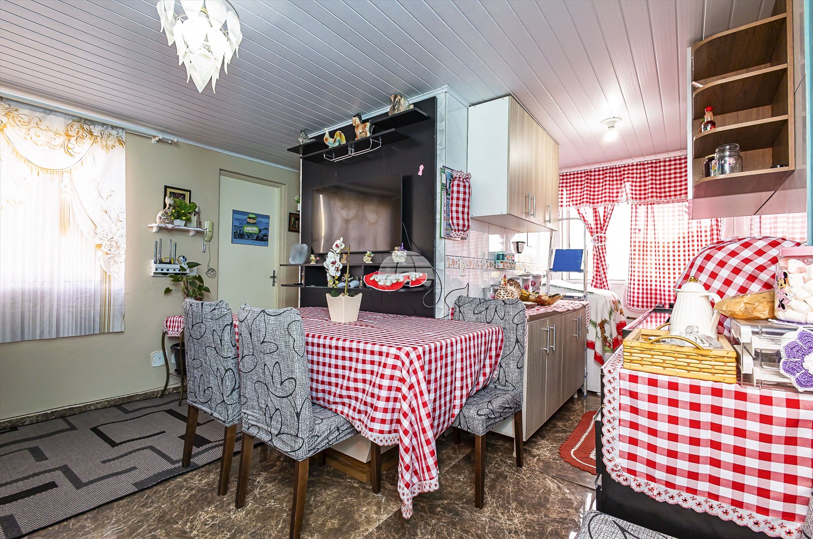 Apartamento à venda em Ganchinho, Curitiba — Portal Chave Fácil