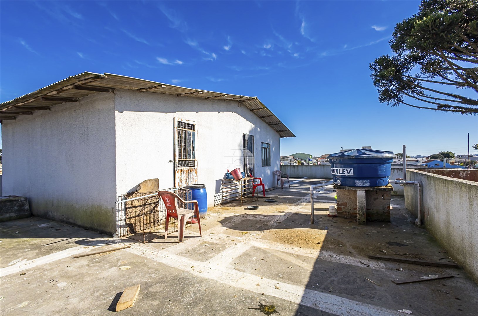Casa à venda em Sítio Cercado, Curitiba — MAFI ADMINISTRADORA DE IMOVEIS LTDA
