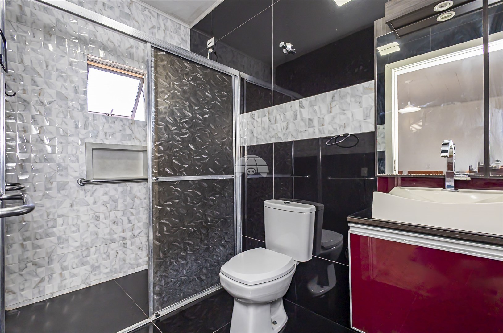 Sobrado Comercial/Residencial para Venda no Bairro Sítio Cercado ref. 228457 (10 / 10)