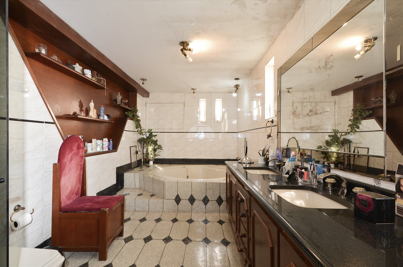 Casa à venda em Boa Vista, Curitiba — Construa Assessoria Imobiliária