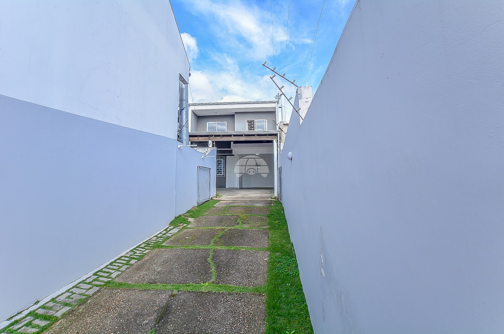 Sobrado à venda em Jardim Das Américas, Curitiba — Portal Chave Fácil