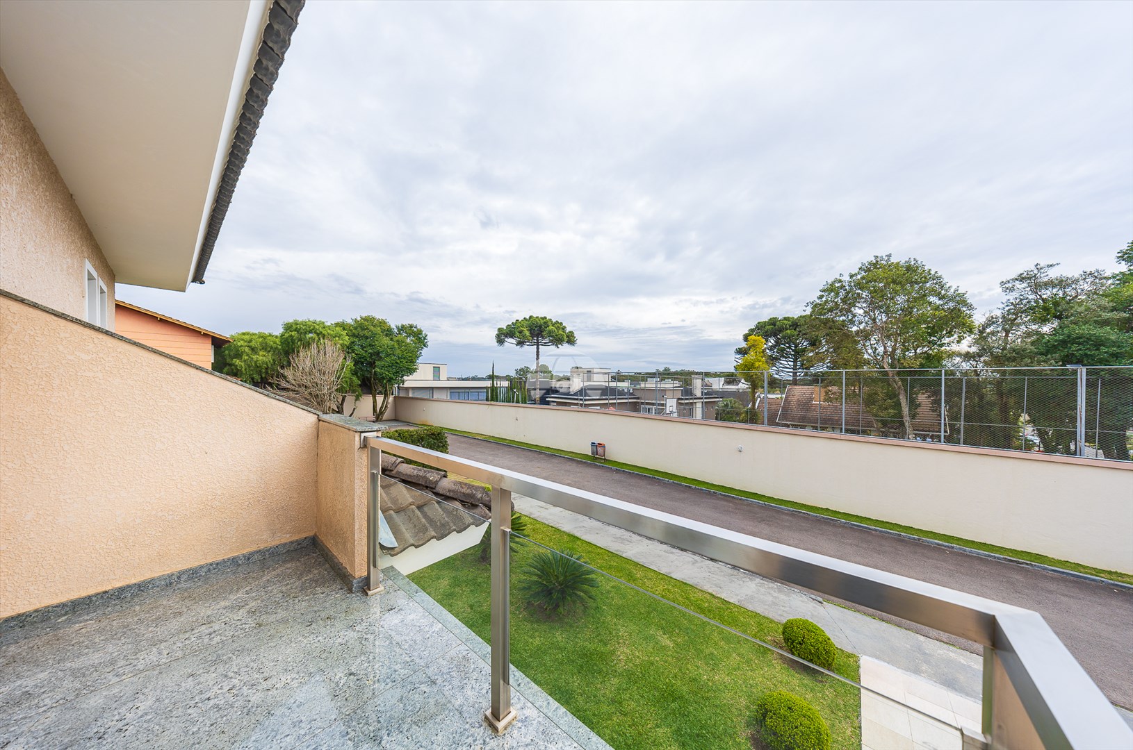 Casa à venda em São Braz, Curitiba — Imóveis em Curitiba - Jamaica Imóveis