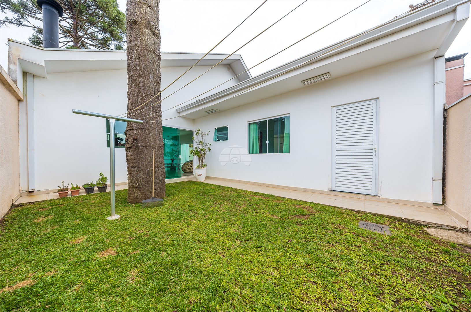 Casa à venda em São Braz, Curitiba — Imóveis em Curitiba - Jamaica Imóveis