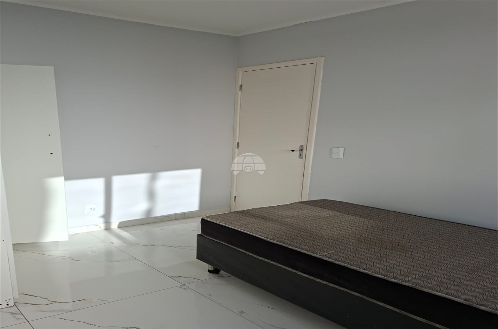 Apartamento para alugar em Bom Jesus, Campo Largo — Portal Chave Fácil